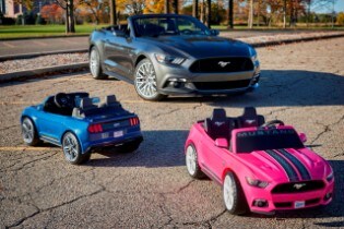 Pink ford mustang power wheels outlet